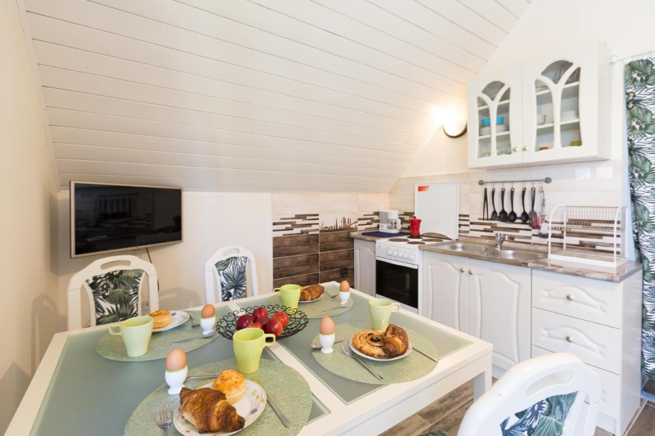 Holiday House Siofok Ngoại thất bức ảnh