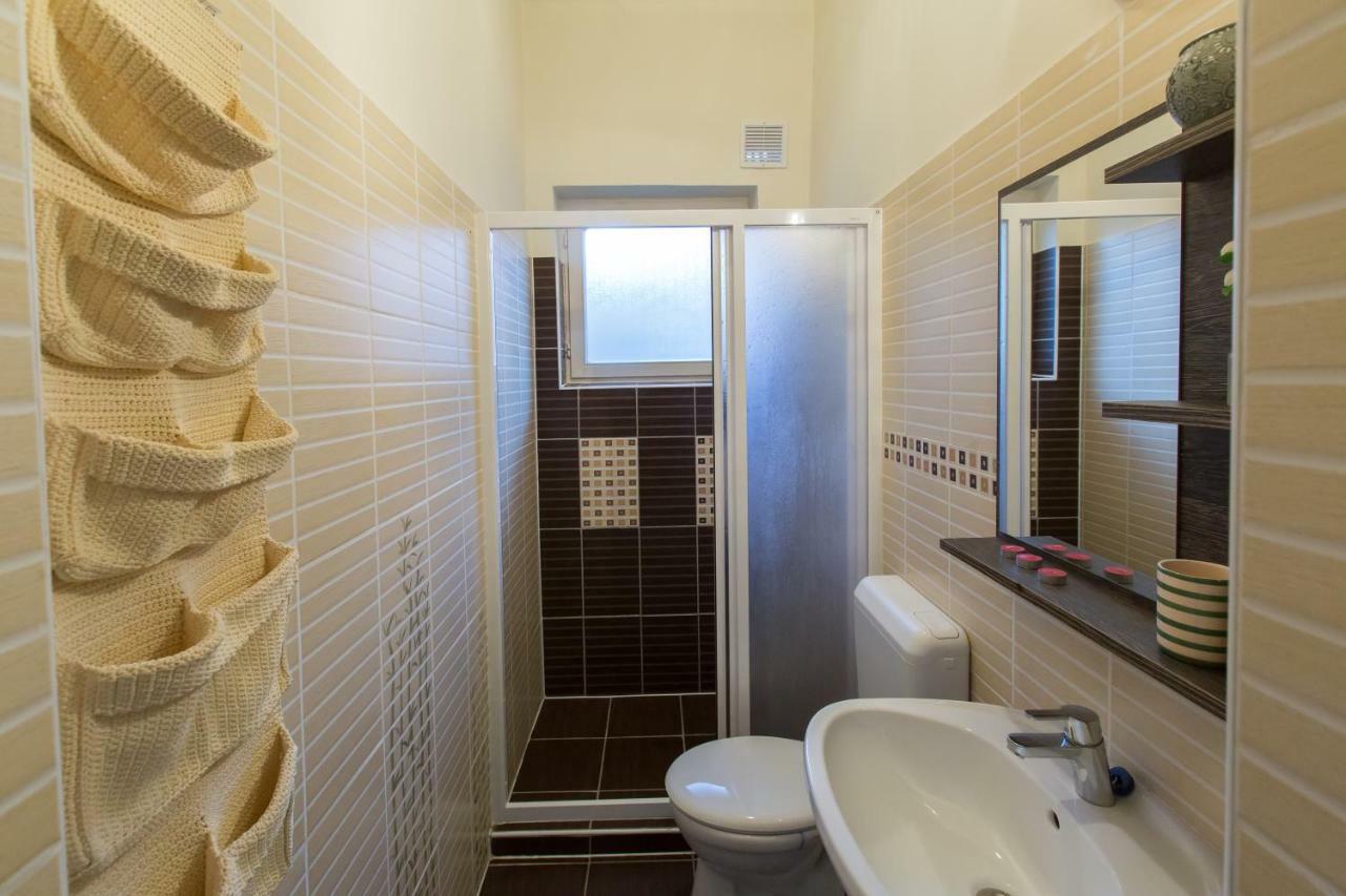 Holiday House Siofok Ngoại thất bức ảnh